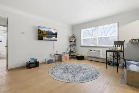 149 Morton Street E Saint Paul MN 55107