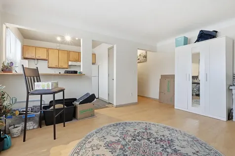 149 Morton Street E Saint Paul MN 55107