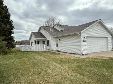 1960 Long Bridge Road Detroit Lakes MN 56501