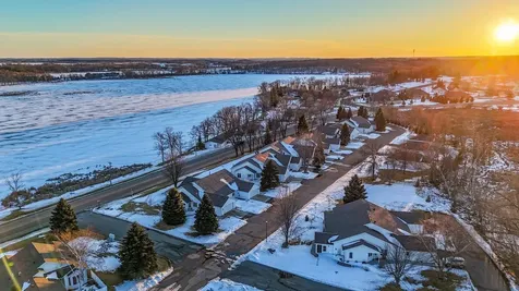 1960 Long Bridge Road Detroit Lakes MN 56501