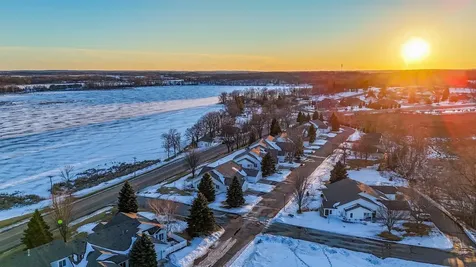 1960 Long Bridge Road Detroit Lakes MN 56501