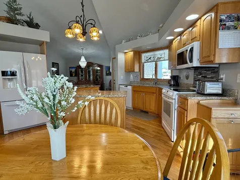 1960 Long Bridge Road Detroit Lakes MN 56501