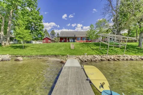 290 Shorewood Drive Detroit Lakes MN 56501