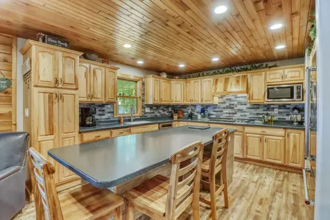 290 Shorewood Drive Detroit Lakes MN 56501