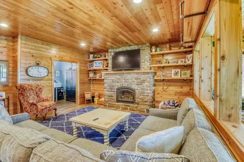 290 Shorewood Drive Detroit Lakes MN 56501