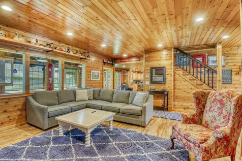 290 Shorewood Drive Detroit Lakes MN 56501