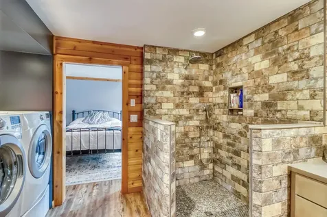 290 Shorewood Drive Detroit Lakes MN 56501