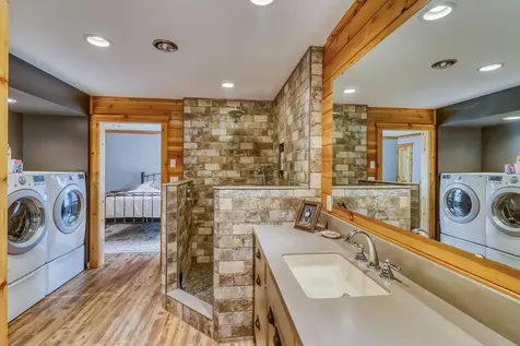 290 Shorewood Drive Detroit Lakes MN 56501