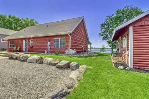 290 Shorewood Drive Detroit Lakes MN 56501