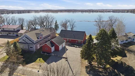 290 Shorewood Drive Detroit Lakes MN 56501