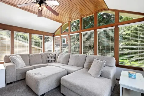 1136 Westbury Circle Eagan MN 55123