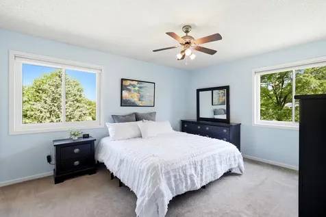1136 Westbury Circle Eagan MN 55123