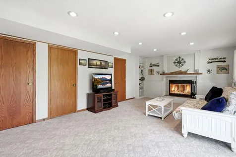 1136 Westbury Circle Eagan MN 55123