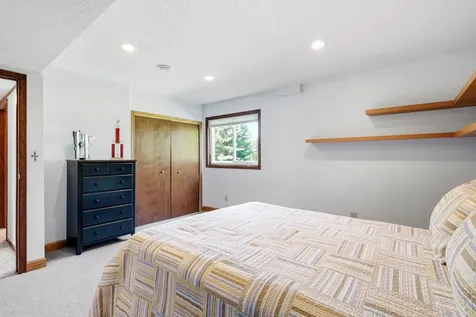 1136 Westbury Circle Eagan MN 55123