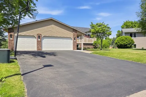 1136 Westbury Circle Eagan MN 55123