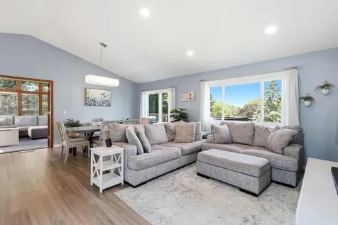 1136 Westbury Circle Eagan MN 55123