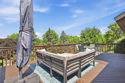 1136 Westbury Circle Eagan MN 55123