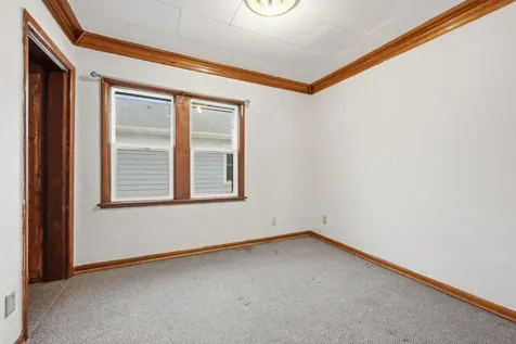 1092 Sims Avenue Saint Paul MN 55106