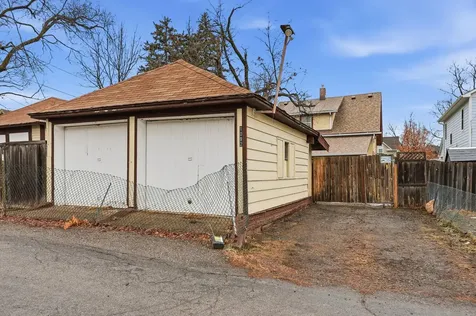 1092 Sims Avenue Saint Paul MN 55106