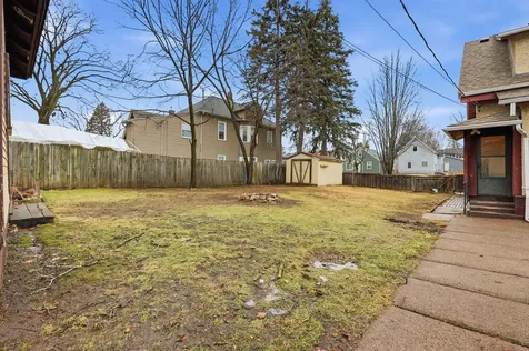 1092 Sims Avenue Saint Paul MN 55106