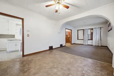 1092 Sims Avenue Saint Paul MN 55106