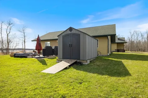 31487 Malbay Road Cohasset MN 55721