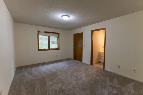 1782 Cobblestone Court Red Wing MN 55066