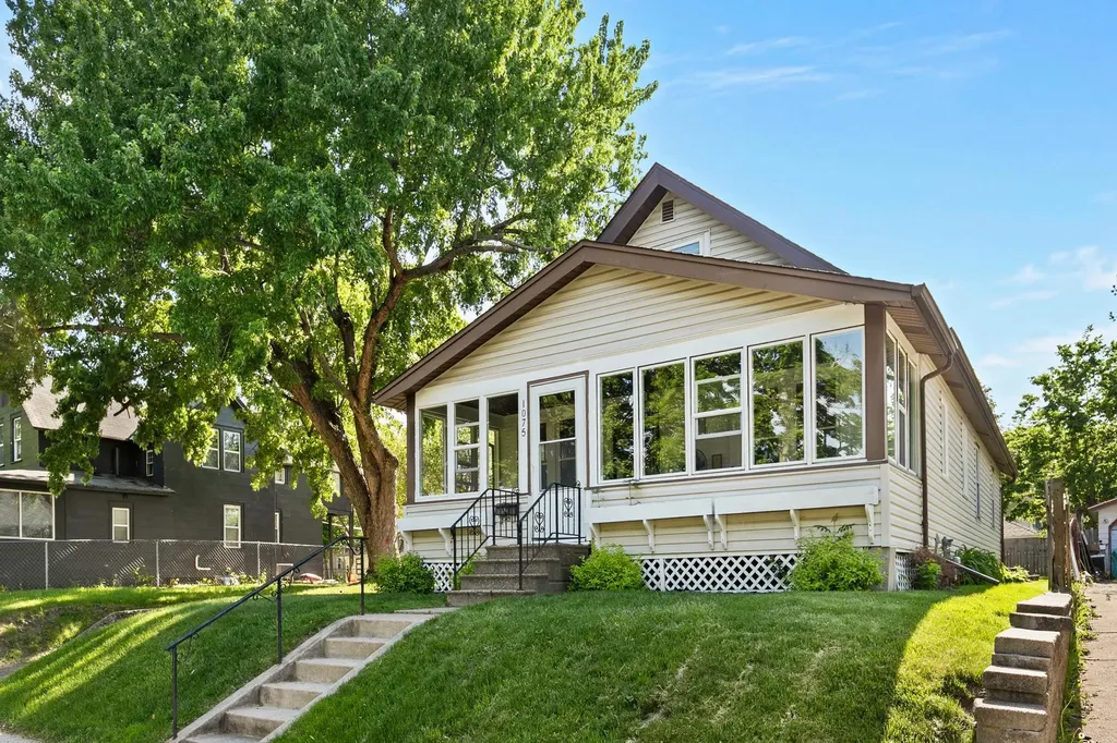 1075 Farrington Street Saint Paul MN 55117