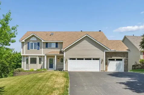 9220 Hillside Trail S Cottage Grove MN 55016