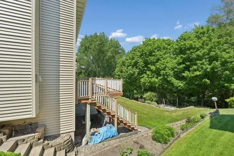 9220 Hillside Trail S Cottage Grove MN 55016