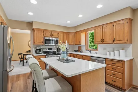 9220 Hillside Trail S Cottage Grove MN 55016