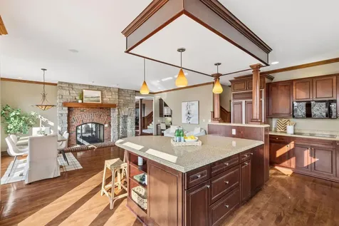 1595 River Shore Drive Hastings MN 55033