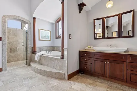 1595 River Shore Drive Hastings MN 55033