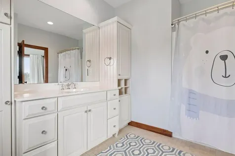 1595 River Shore Drive Hastings MN 55033
