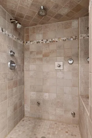 1595 River Shore Drive Hastings MN 55033