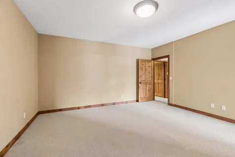 1595 River Shore Drive Hastings MN 55033