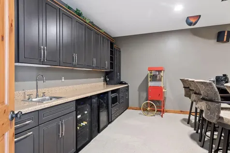 1595 River Shore Drive Hastings MN 55033