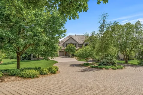 1595 River Shore Drive Hastings MN 55033