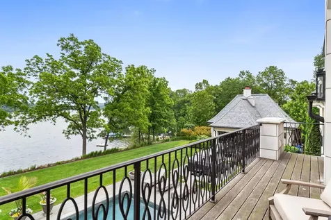 4750 Baycliffe Drive Excelsior MN 55331