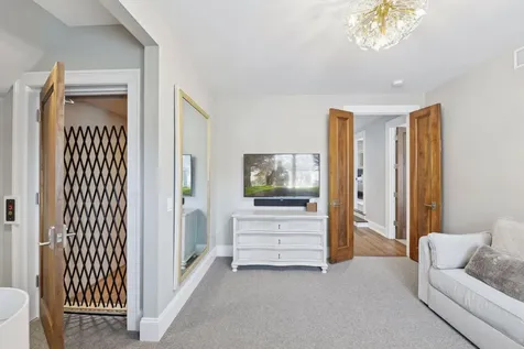 4750 Baycliffe Drive Excelsior MN 55331