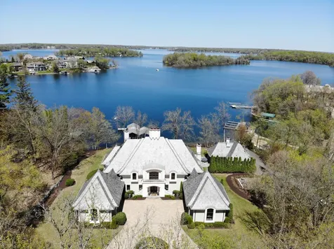 4750 Baycliffe Drive Excelsior MN 55331