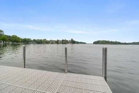4750 Baycliffe Drive Excelsior MN 55331