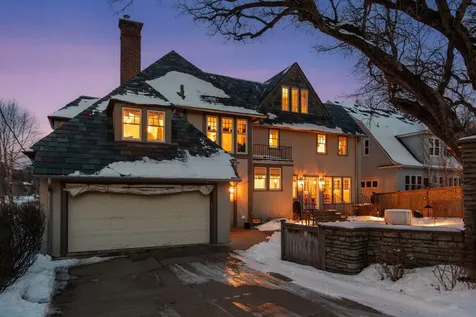 2116 W Lake Of The Isles Parkway Minneapolis MN 55405