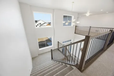 1572 75th Avenue S Fargo ND 58104