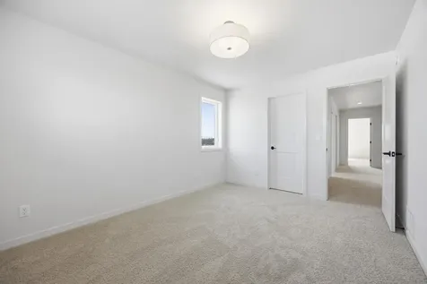 1572 75th Avenue S Fargo ND 58104