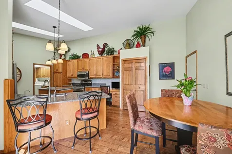 1723 Donegal Drive Woodbury MN 55125