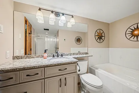 1723 Donegal Drive Woodbury MN 55125