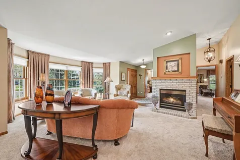 1723 Donegal Drive Woodbury MN 55125