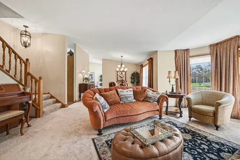 1723 Donegal Drive Woodbury MN 55125