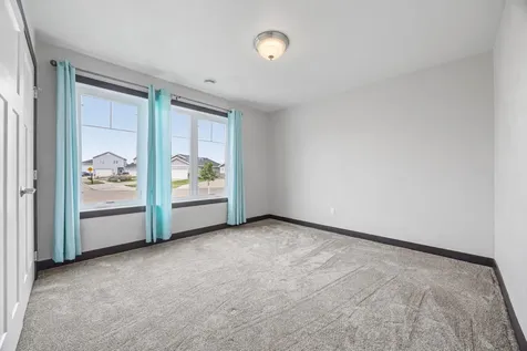 1029 44th Avenue S Moorhead MN 56560